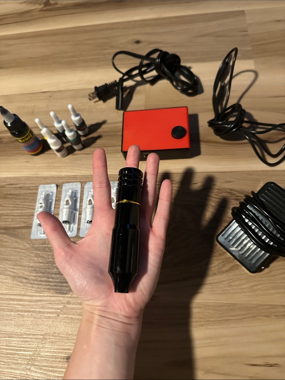 Pen Style Tattoo Machine + Ink + Shading Needles (Beginner Kit) - Picture 3 of 5